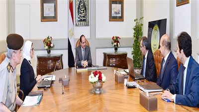 توصيات اجتماع الرئيس السيسي مع وزيري الصحة والاتصالات ومدير مجمع الجلاء الطبي للقوات المسلحة