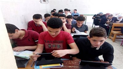 اجتياز إمتحان الجغرافيا الكترونياً بنجاح لطلاب الصف الأول الثانوي بالدقهليه 