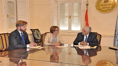 وزير التربية والتعليم يلتقي سفيرة فنلندا لبحث التعاون المشترك 