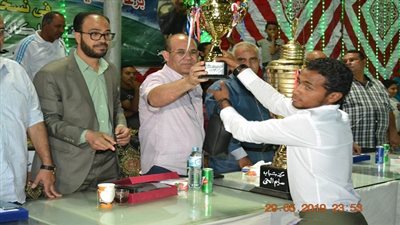 بالصور.. مستقبل وطن بالسويس يواصل توزيع الجوائز على الفرق الفائزة فى الدورات الرمضانية 