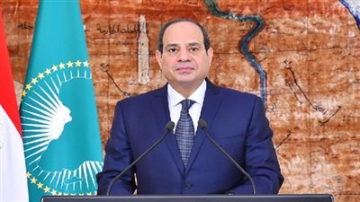 الرئيس السيسى يعقد مباحثات مع مستشار خادم الحرمين الشريفين