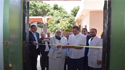 افتتاح صيدلية للبيع الحر بمستشفي سوهاج الجامعي مع تخفيضات لمرضى الكبد