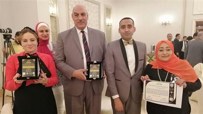 تكريم  المحامية سالى الجباس من منظمة الوحدة العربية وسط مشاهير المجتمع العربى