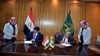 محافظ القليوبية يوقع بروتوتوكول تعاون مع احد الشركات الخاصة لتطوير ميدان احمد عرابي بشبرا الخيمة
