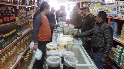 تحرير 60 مخالفة تموينية في الأسواق بقنا