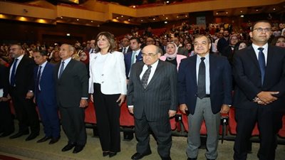 بالصور.. وزيرة الهجرة ومصطفى الفقى وعمروالليثى واسعاد يونس باحتفالية الأكاديمية العربية للعلوم والتكنولوجيا