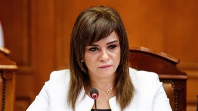 سحر طلعت: بيان كريستيز عن رأس توت عنخ آمون محاولة بائسة لعمل غير مشروع