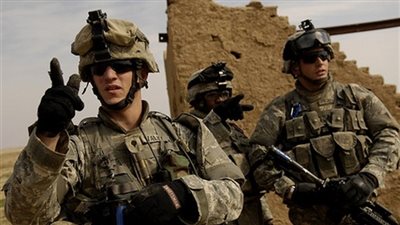 بريطانيا ترسل 100 جندي من وحدة «42 كوماندوز» إلى الخليج