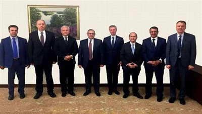 وزير التجارة والصناعة ونظيره البيلاروسي يتفقان على عقد اجتماعات الدورة السادسة للجنة المشتركة