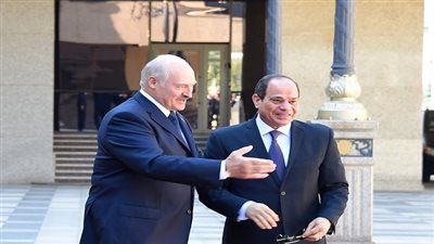 الرئيس السيسي يعقد مباحثات على مستوى القمة مع رئيس بيلاروسيا