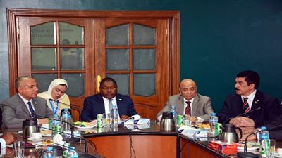 وزير الري ومحافظ القليوبية يستقبلان رئيس جمهورية موزمبيق بالقناطر الخيرية 