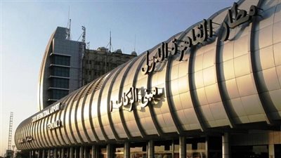 رئيس مجلس الشيوخ البوروندي يصل مطار القاهرة