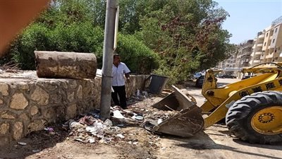 رفع مخلفات القمامة من المجاورة السابعة والثامنة والتاسعة بالمعراج السفلى