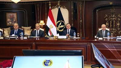 وزير الداخلية يستقبل نائب وزير الأمن العام بجمهورية الصين الشعبية