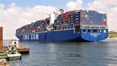 تداول 286 شاحنة بضائع و119 يارة بموانىء البحر الاحمر