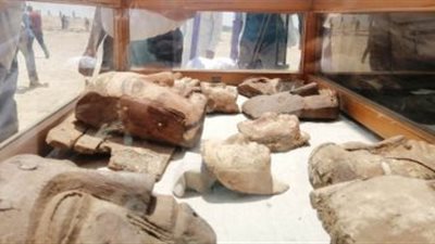 إكتشاف 21 مقبرة أثرية ترجع لعصور مختلفة بالفيوم