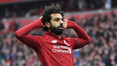 محمد صلاح يستعد لمباراة أوغندا بطريقة 