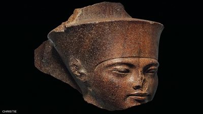 الخارجية تطالب لندن بوقف الاتجار غير المشروع في الآثار المصرية