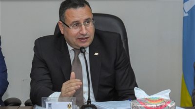 محافظ الإسكندرية يعتمد التعريفة الجديدة لسيارات الأجرة واسطوانات البوتجاز