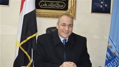 مدير تعليم القاهرة يهنئ محافظ القاهرة بالعيد القومى للمحافظة