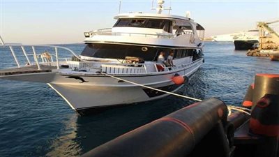 القوات البحرية تنجح في إنقاذ لنش سياحي من الغرق بالبحر الأحمر