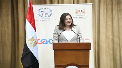 وزيرة التخطيط: الحكومة لا تدخر مالًا للاستثمار في العنصر البشري لانه ألاغلى
