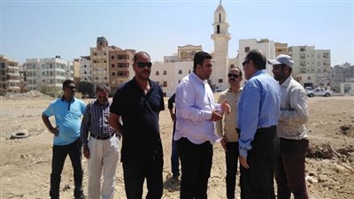 استمرار أعمال شفط مياه الصرف والجوفية بالسلام 1 بالسويس