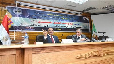 رئيس جامعة بنها يؤكد على الإستفادة من صلاحيات وتفويضات الكليات