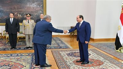 الرئيس السيسي يشهد أداء حلف اليمين لرئيس المحكمة الدستورية العليا