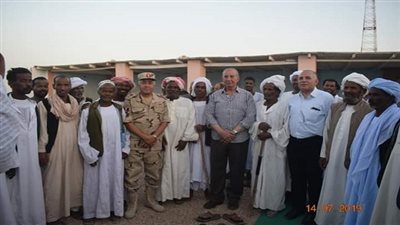 عبد الله وعبد العاطي يفتتحان حاجز توجيه عرب صالح بمنطقة برانيس