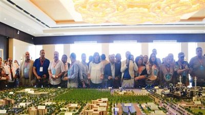 ممثلو الكيانات المصرية بالخارج يتفقدون مجمع مصانع الجلالة للرخام والجرانيت