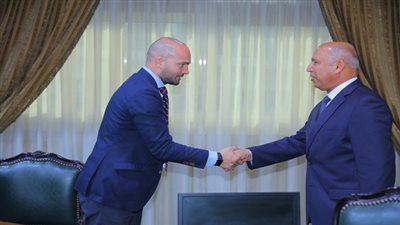 وزير النقل يبحث التعاون في مجال سياحة الكروز مع  منظمة الميدكروز