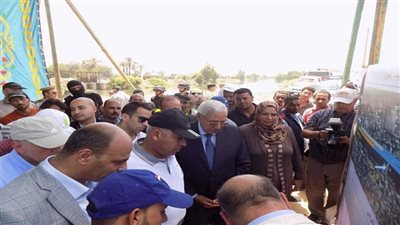 بالصور.. وزير النقل ومحافظ الدقهليه يتفقدان أعمال عدد من الكباري