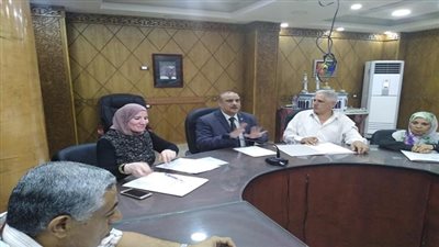 سلامه.. يناقش الخطه الصيفية لتعليم القليوبية 