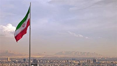 واشنطن: لن نسمح لإيران بإغلاق الملاحة بمياه الخليج