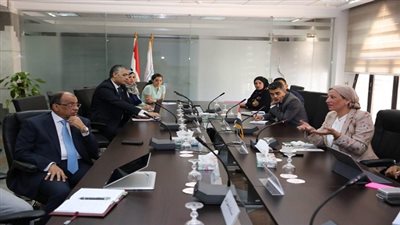 وزيرا البيئة والتنمية المحلية يناقشان منظومة النظافة الجديدة
