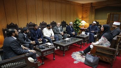 وفد أئمة بريطانيا المتدربين في الأزهر: منابر المساجد البريطانية بحاجة إلى منهج الأزهر 
