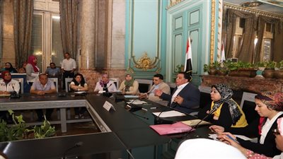 أمين عام جامعة عين شمس يعقد إجتماعاً موسعاً استعداداً لزيارة مراجعة الجودة منتصف أغسطس الجاري