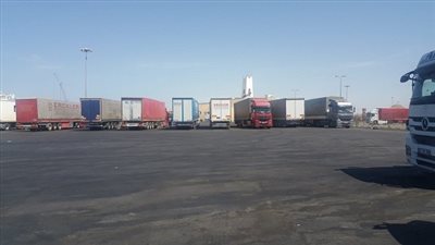 الشاحنات التركية تغادر ميناء ضبا السعودي بعد انتظار 12 يوما