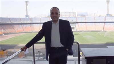 مستشار رئيس الوزراء يوجه تحذيرا: هذه ليست صفحتى على فيسبوك