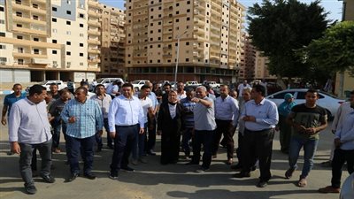 المحافظ يتفقد انتهاء تطوير منطقة السحاب بالسويس