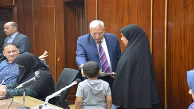 مساعدات مالية و فرص عمل في لقاء المواطنين بالدقهلية 