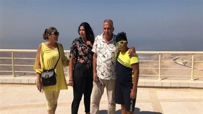 مواطن مصري تعرض للإساءة في طائرة رومانية يزور مدينة الجلالة الجديدة