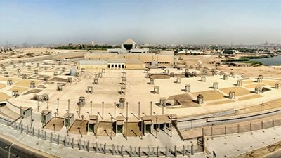 وزير الآثار يناقش آليات العمل بالمتحف القومي للحضارة