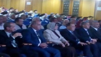 رئيس جامعة الزقازيق تشهد تكريم المتفوقين من أوائل الثانوية العامة من أبناء محافظة الشرقية