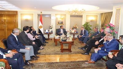 وزير التعليم العالى يستقبل وفد جامعة وندسور الكندية لبحث إنشاء فرع للجامعة فى مصر