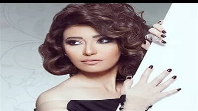 غادة رجب تعود للساحة الغنائية بألبوم خليجي قريباً