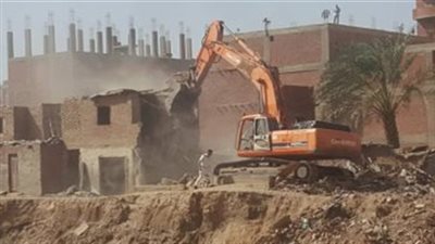 الوزراء: نقل 700 أسرة من سكان محور الطوارئ