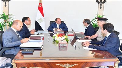 الرئيس السيسي يوجه باستخدام أحدث التقنيات والمعايير العالمية لتنفيذ خطط الانتقال إلى العاصمة الإدارية الجديدة