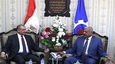 محافظ السويس يستقبل المدير التنفيذي لصندوق تطوير العشوائيات